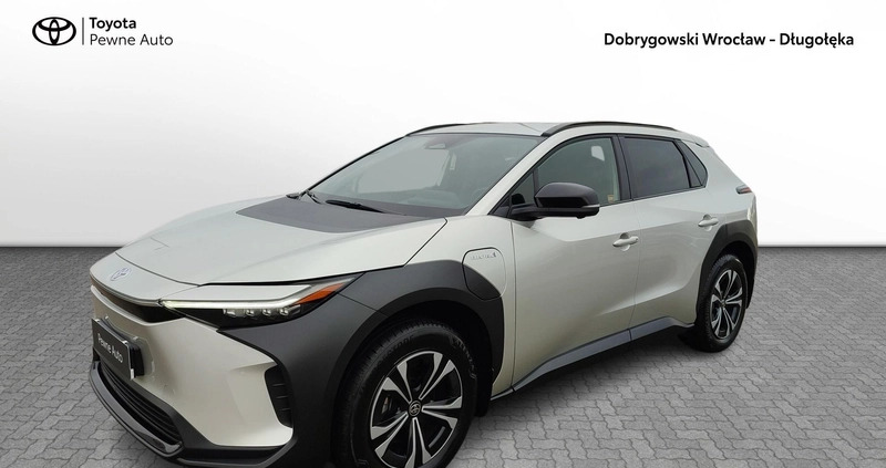 Toyota bZ4X cena 166900 przebieg: 14012, rok produkcji 2022 z Września małe 326
